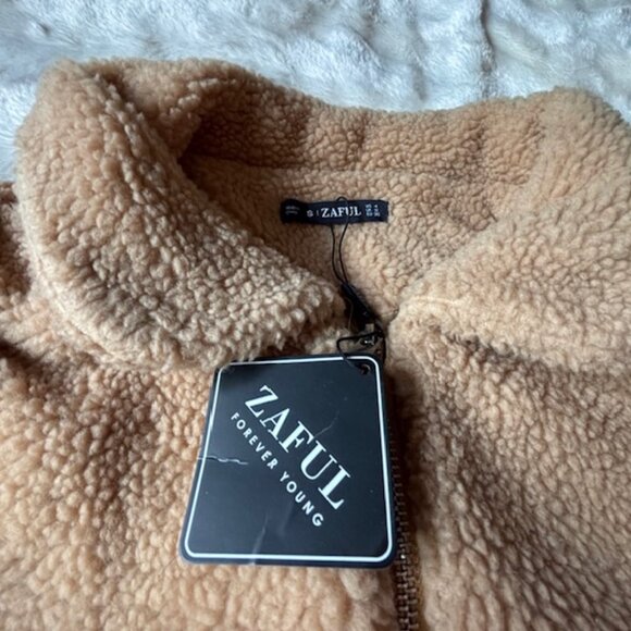 ZAFUL Tan Teddy Soft Fleece Jacket Ladies Size Small NWT - Picture 3 of 12